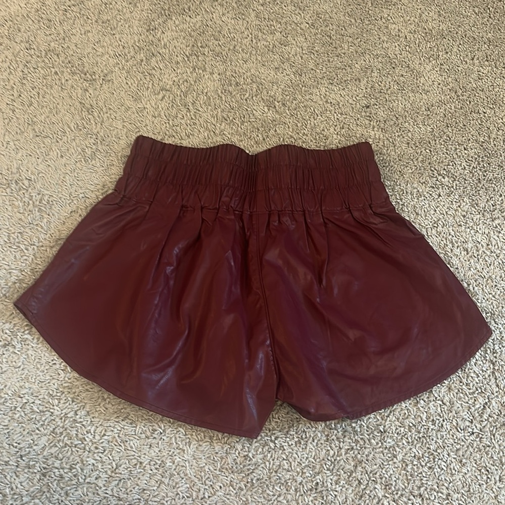 NWT Peach Love Burgundy Faux Leather Skirt Sz L - Picture 3 of 7